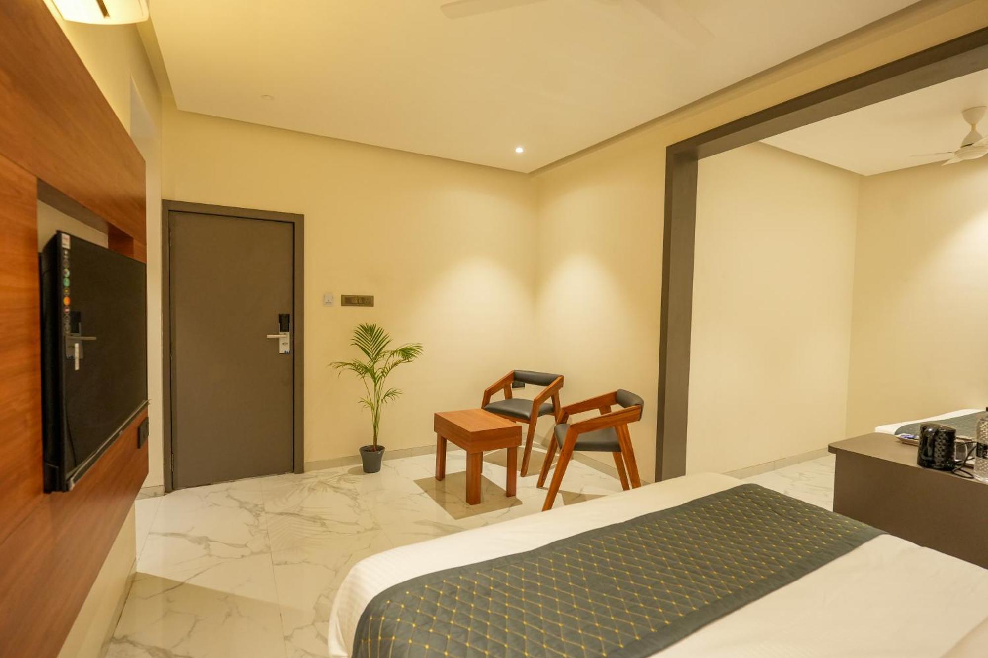 Hotel Sai Kamal Shirdi Extérieur photo